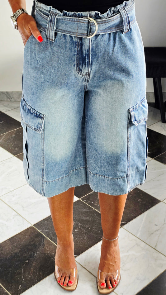 Bermuda cargo ceinturé – Détail paperbag