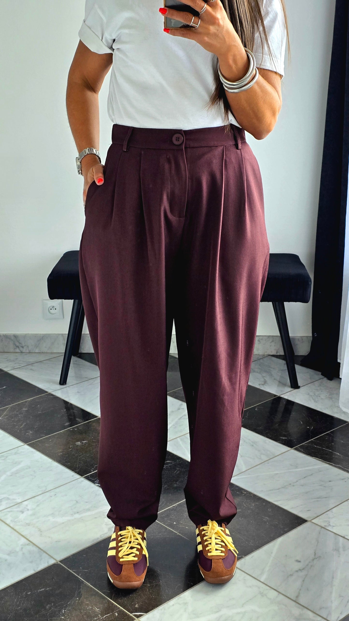 Pantalon Carotte Chic – Bordeaux