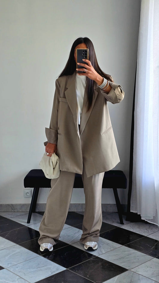 Blazer Croisé Oversize – Taupe Élégant