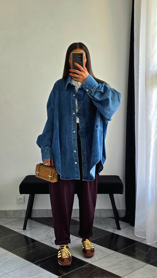Veste Chemise Oversize en Denim Brut Moyen – Détail Boutons Pression