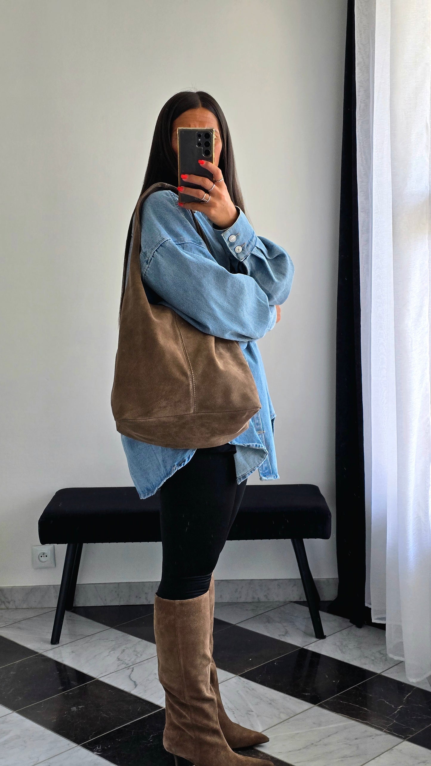 👜 Sac Hobo en cuir de vachette suédé – Taupe