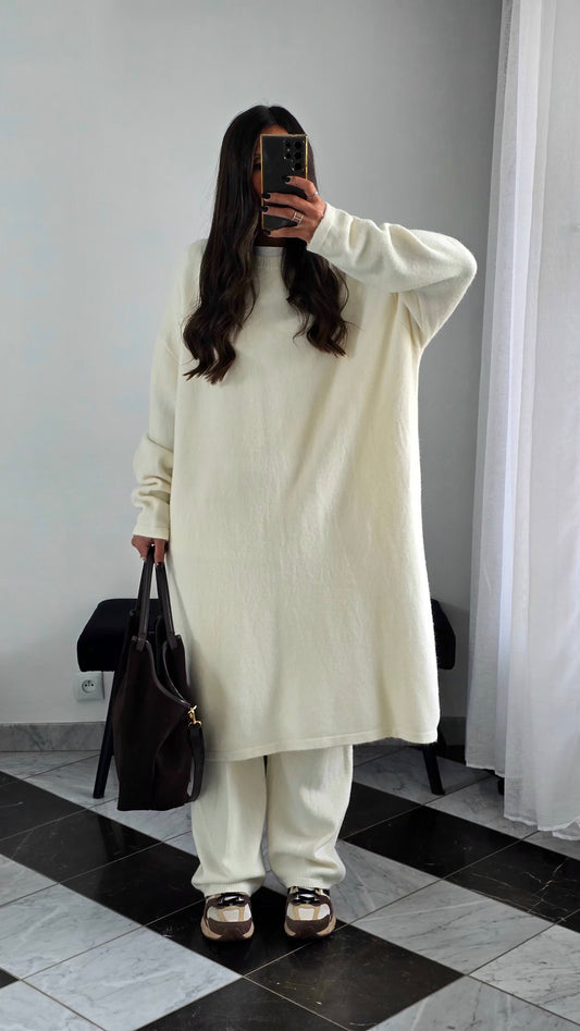 Ensemble Robe + Pantalon Maille Épaisse – Écru