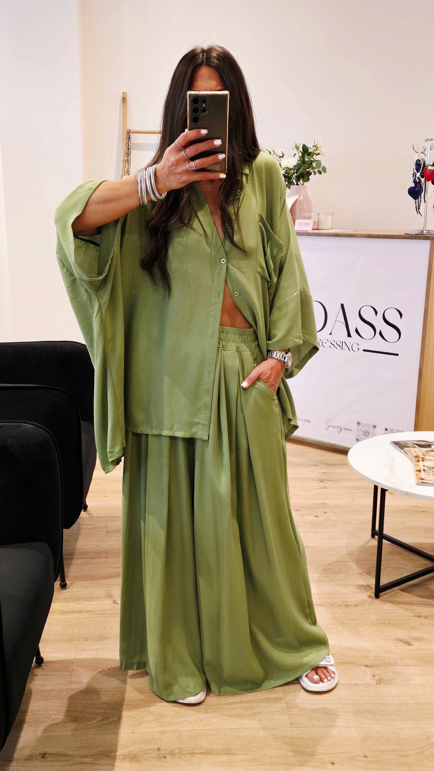 Ensemble ample vert matcha – confort et allure
