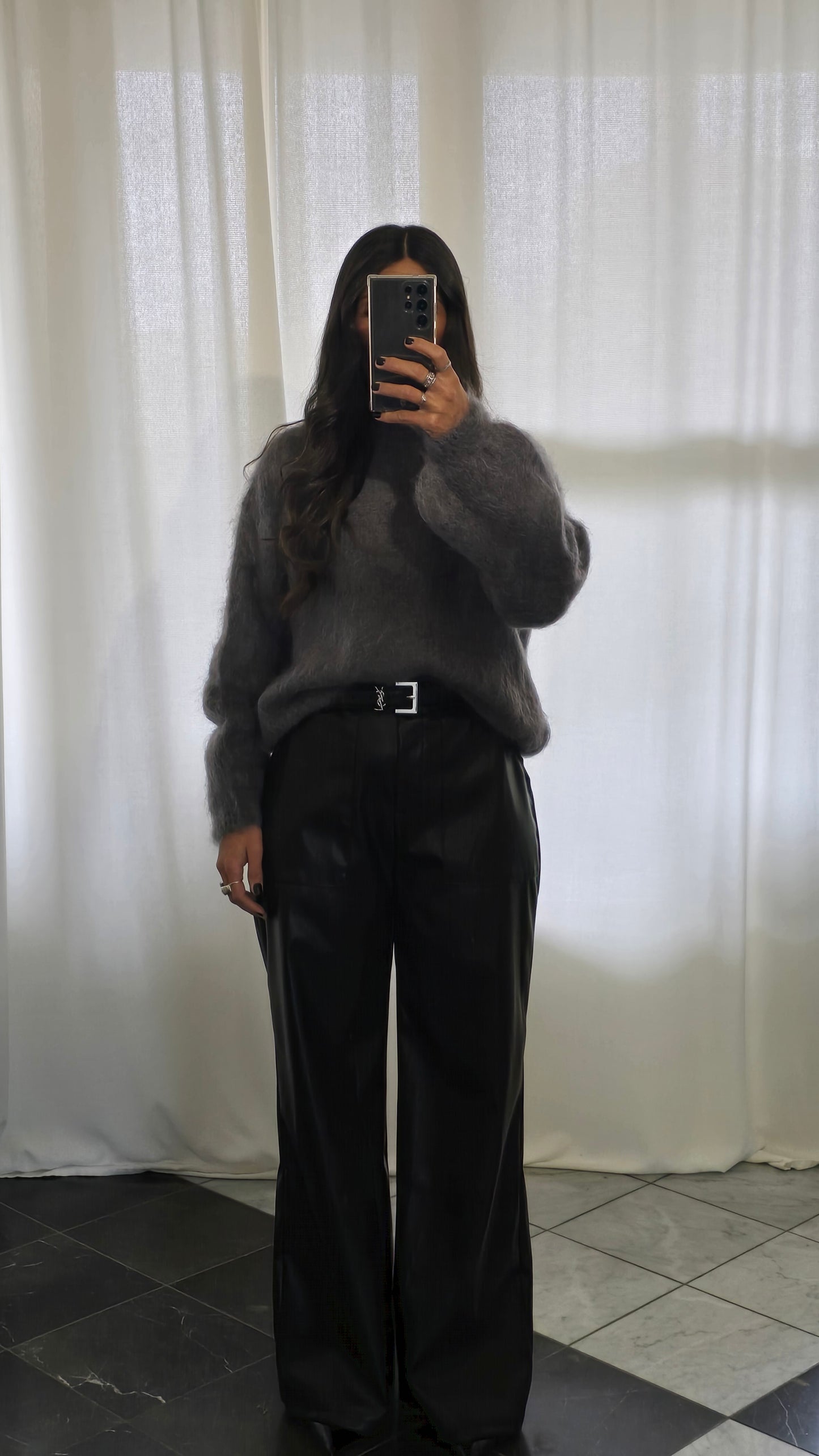 Pull Camila Gris