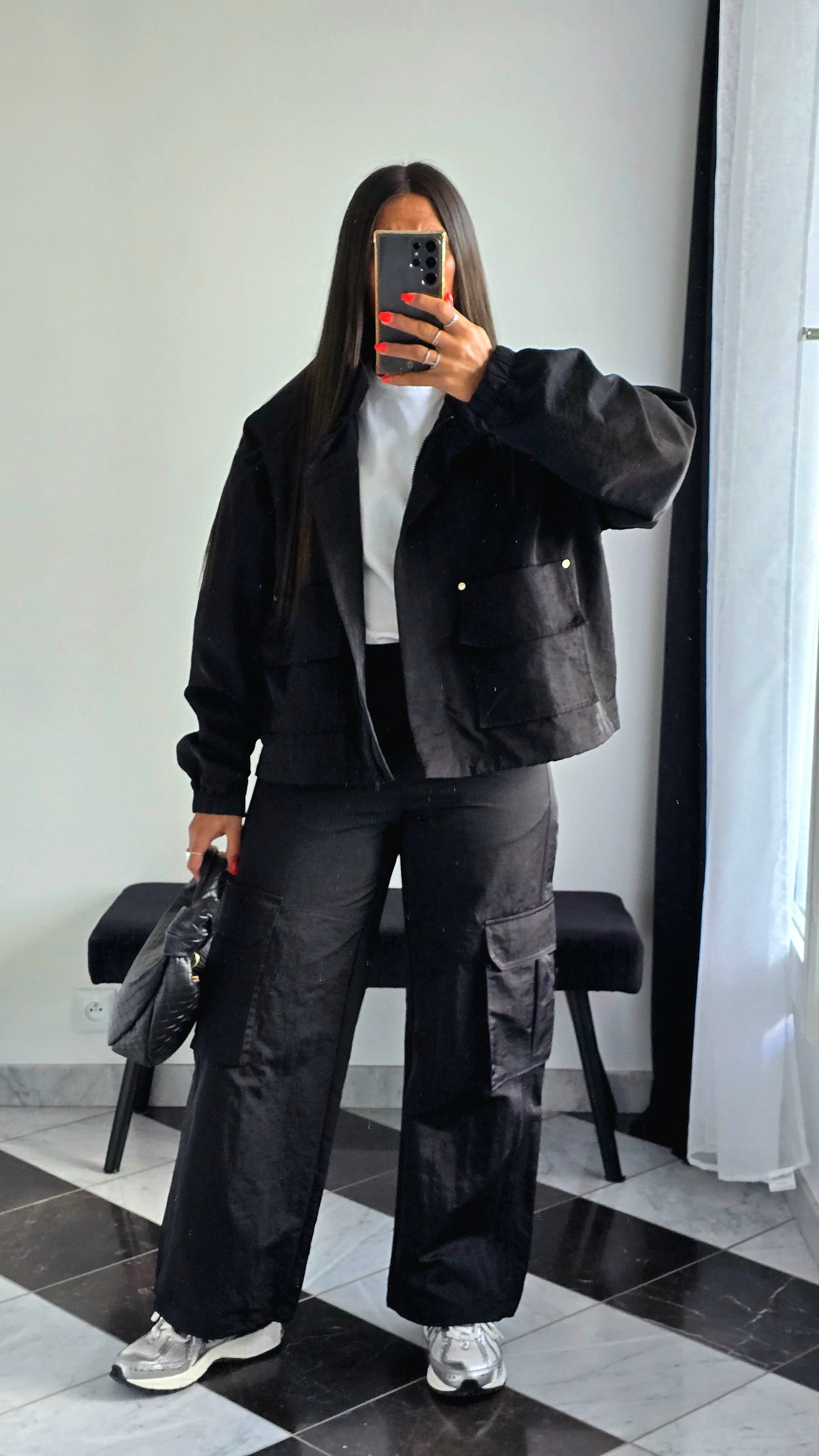 Pantalon Cargo Noir – Esprit Urbain