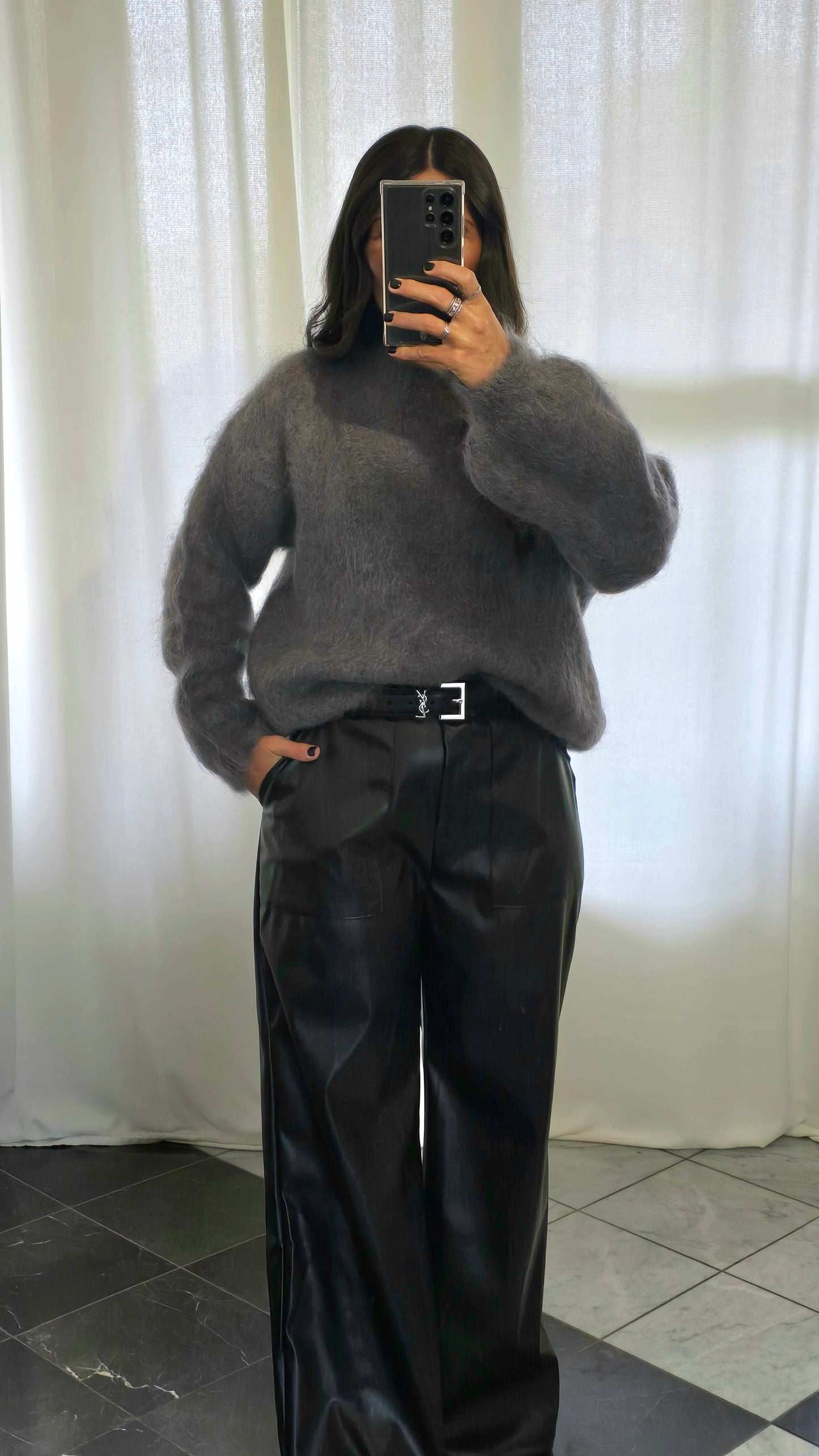 Pull Camila Gris