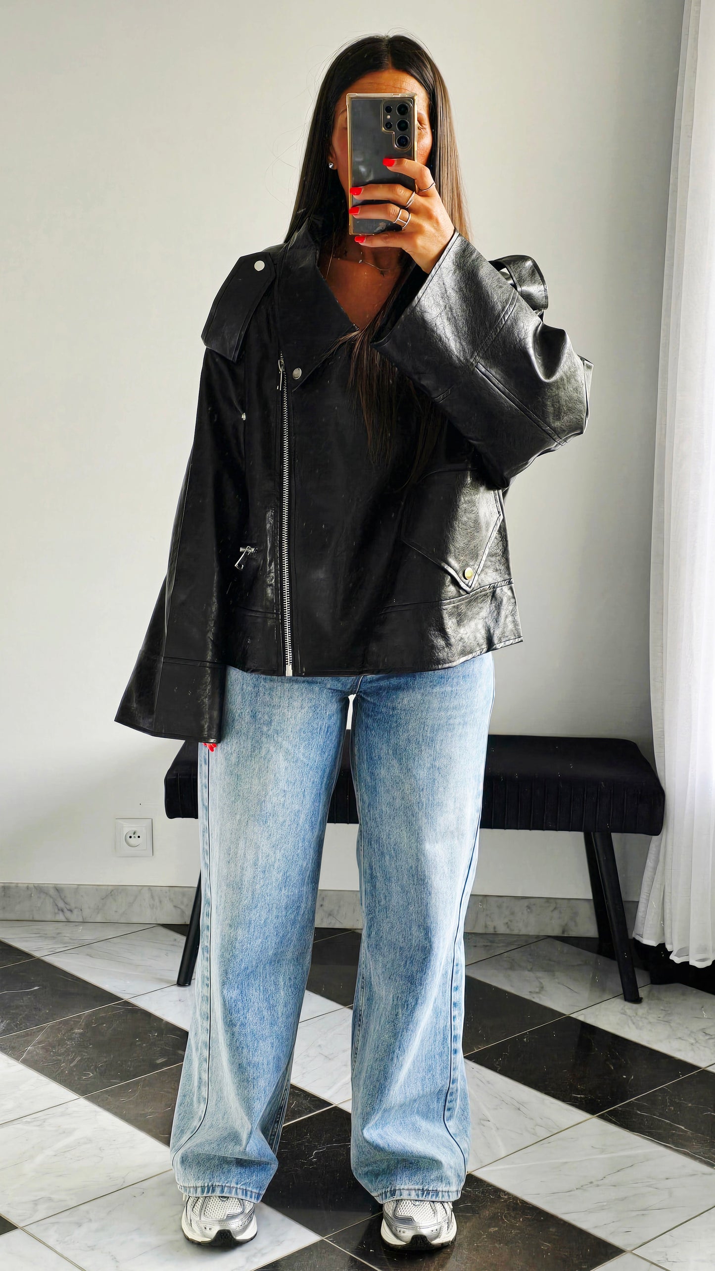 Perfecto Oversize en simili cuir – Col dégagé & style affirmé