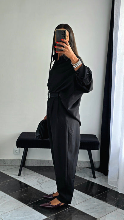 Pantalon Carotte Noir – Élégance Minimaliste