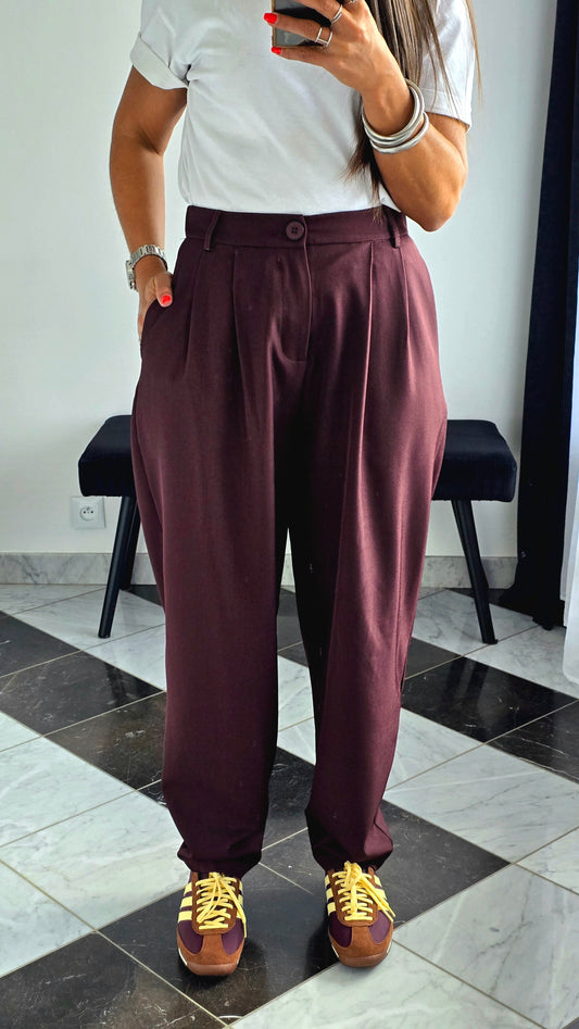 Pantalon Carotte Chic – Bordeaux