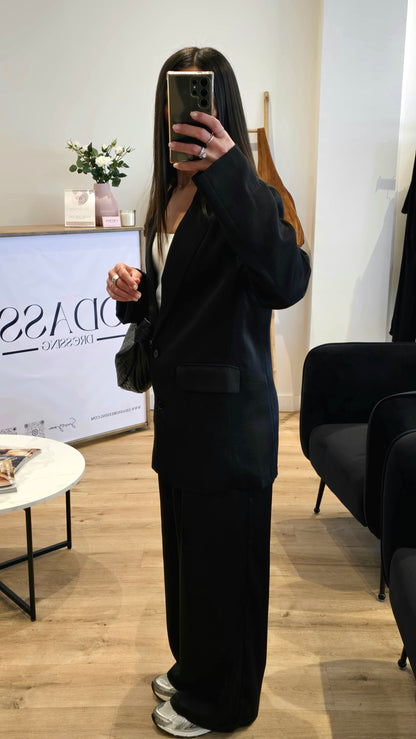 Veste Cintrée Élégante Noir – Structure & Féminité Assumées ⭐️ PRENIUM ⭐️