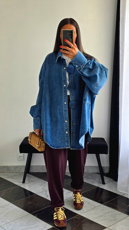 Veste Chemise Oversize en Denim Brut Moyen – Détail Boutons Pression