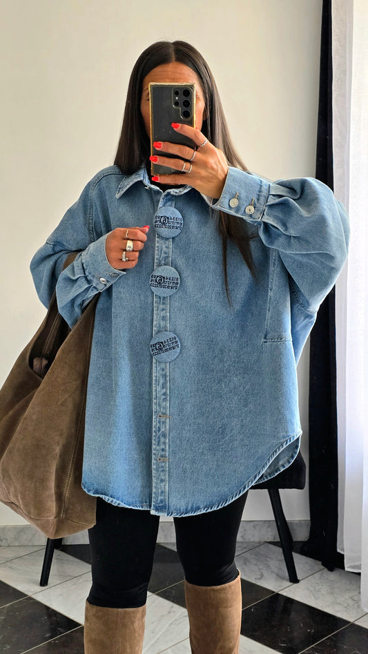 Veste Chemise Oversize en Denim Clair – Boutons Pression