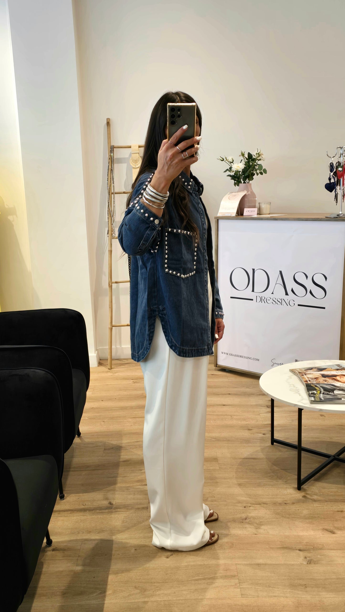 Chemise-veste en denim à clous argentés