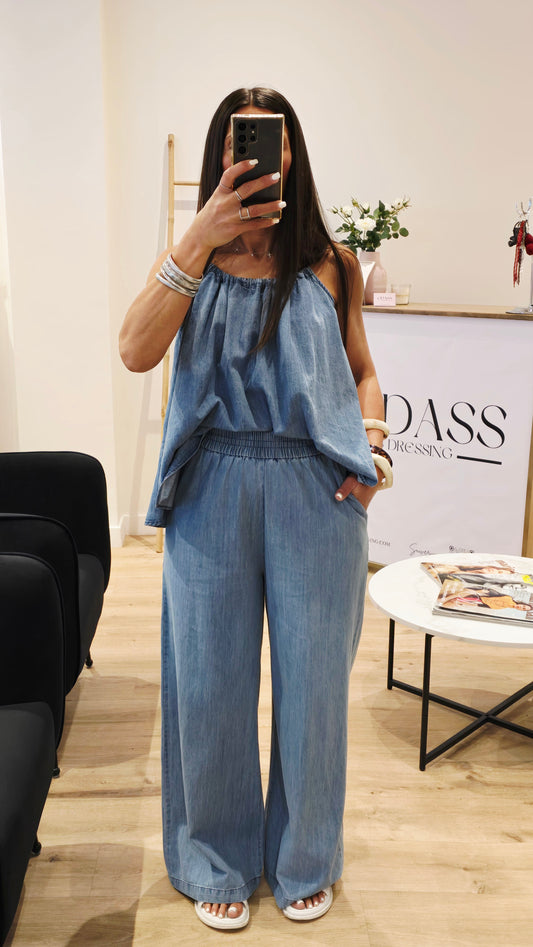 Pantalon fluide en denim clair – Élégance & confort