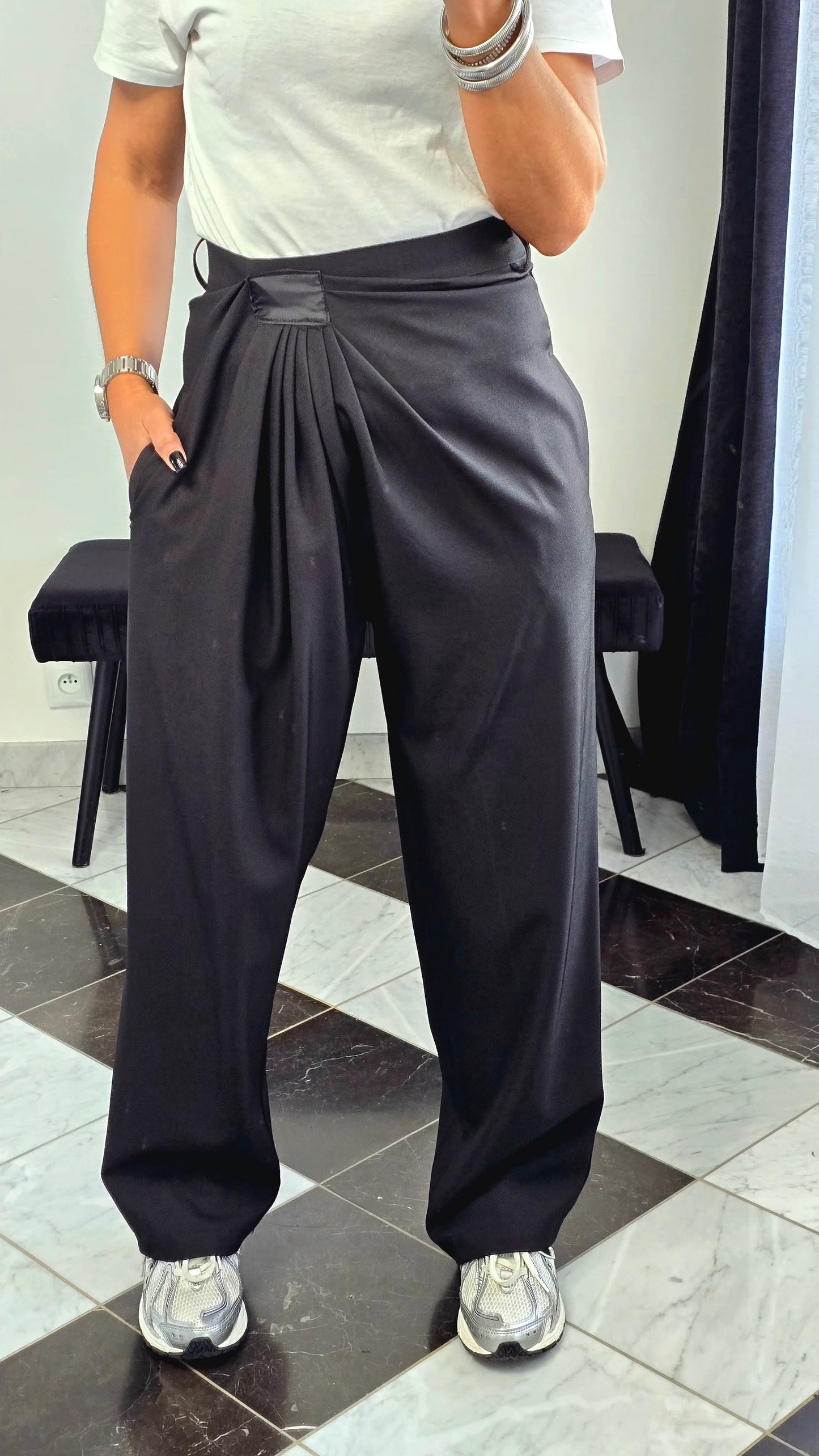 Pantalon Tailleur Oversize Plissé – Noir