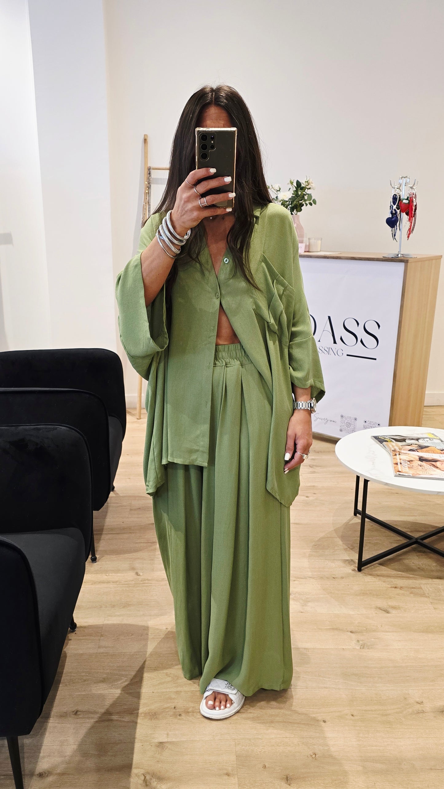 Ensemble ample vert matcha – confort et allure