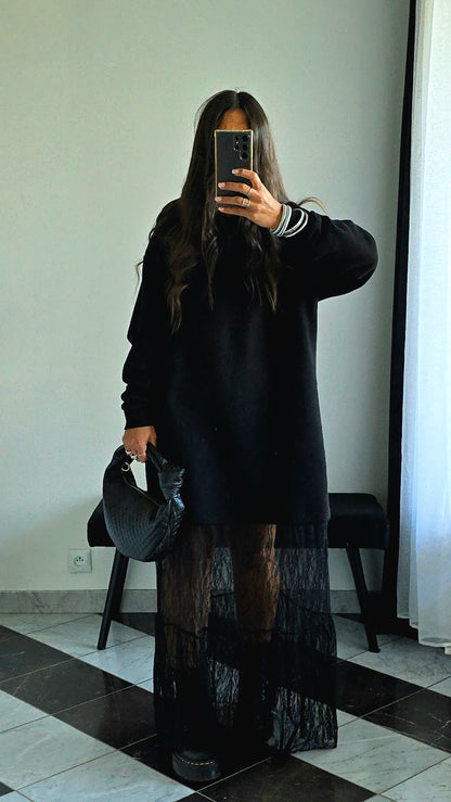 Robe sweat & dentelle noire – Élégance casual chic