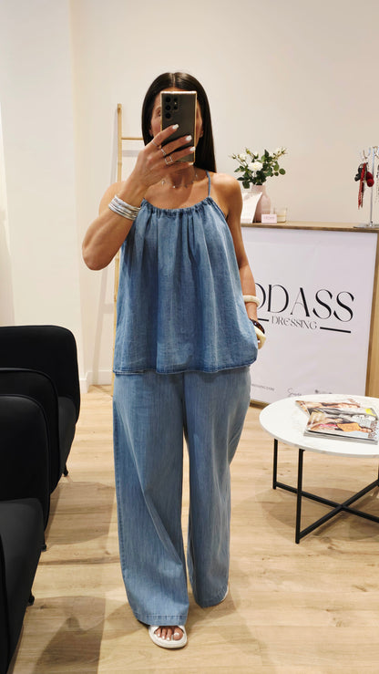 Pantalon fluide en denim clair – Élégance & confort