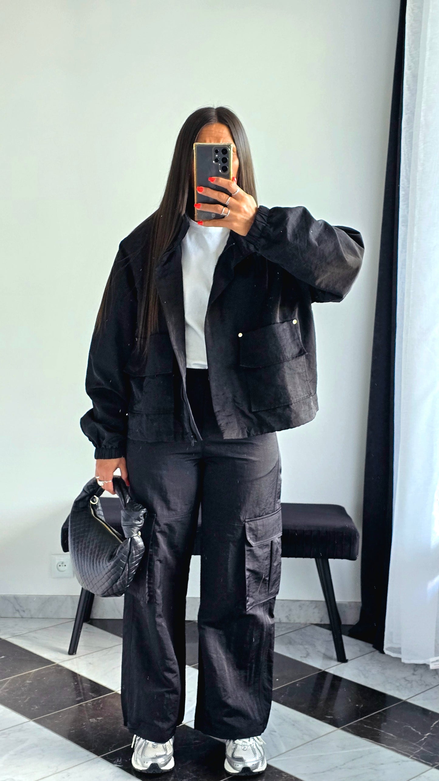 Pantalon Cargo Noir – Esprit Urbain